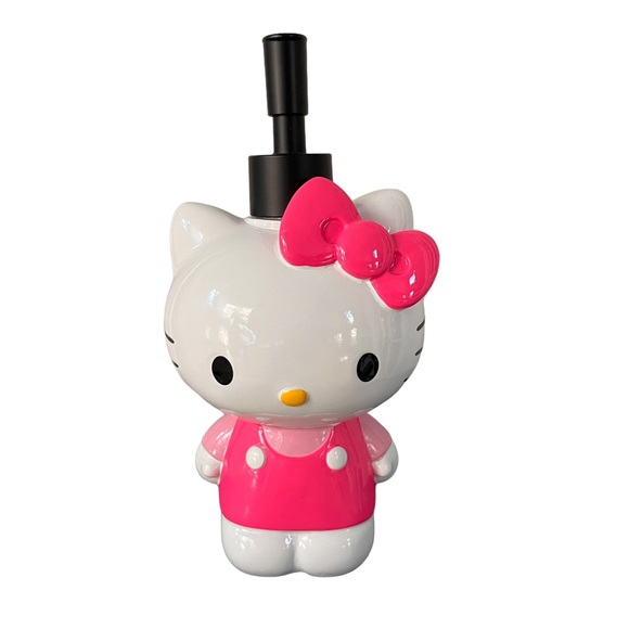 New Hello Kitty 3D Pump Dispenser - White and Pink - Picture 3 of 11